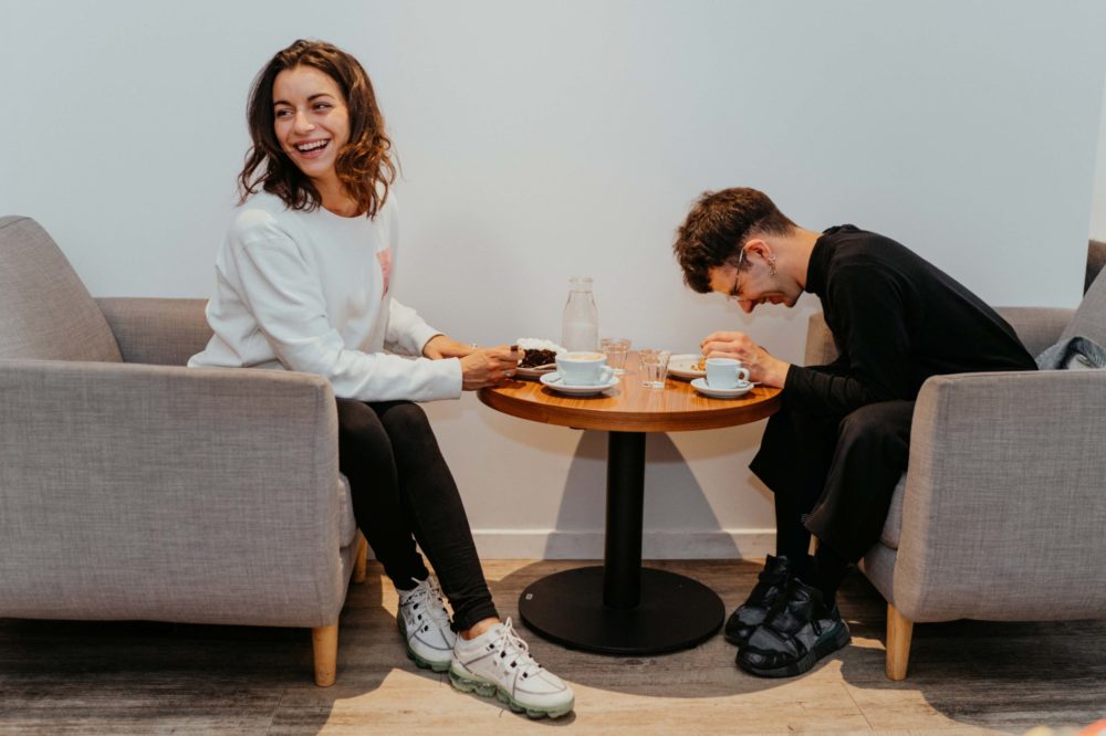 seance-photo-au-petit-atelier-coffee-shop-tours-ulrike-photographe