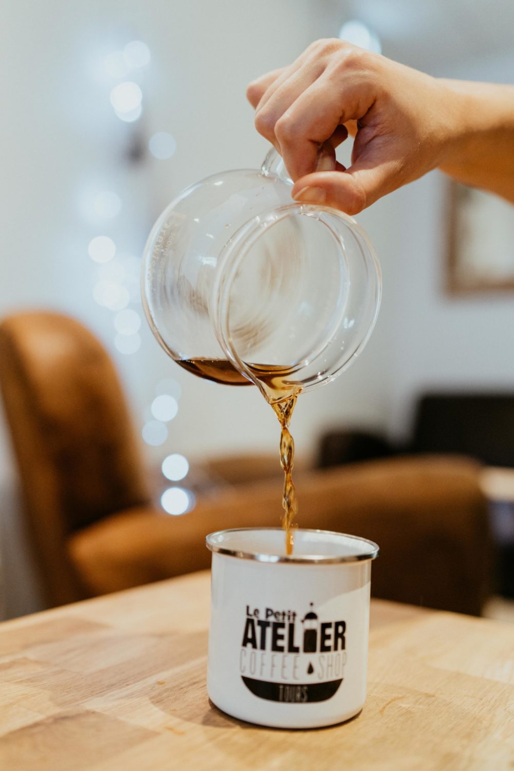 seance-photo-au-petit-atelier-coffee-shop-tours-ulrike-photographe