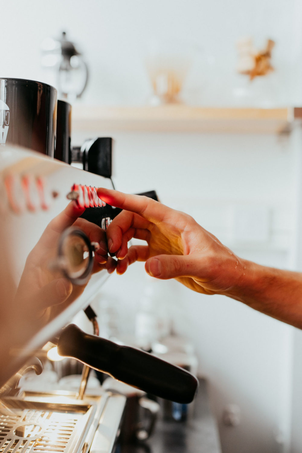 seance-photo-au-petit-atelier-coffee-shop-tours-ulrike-photographe